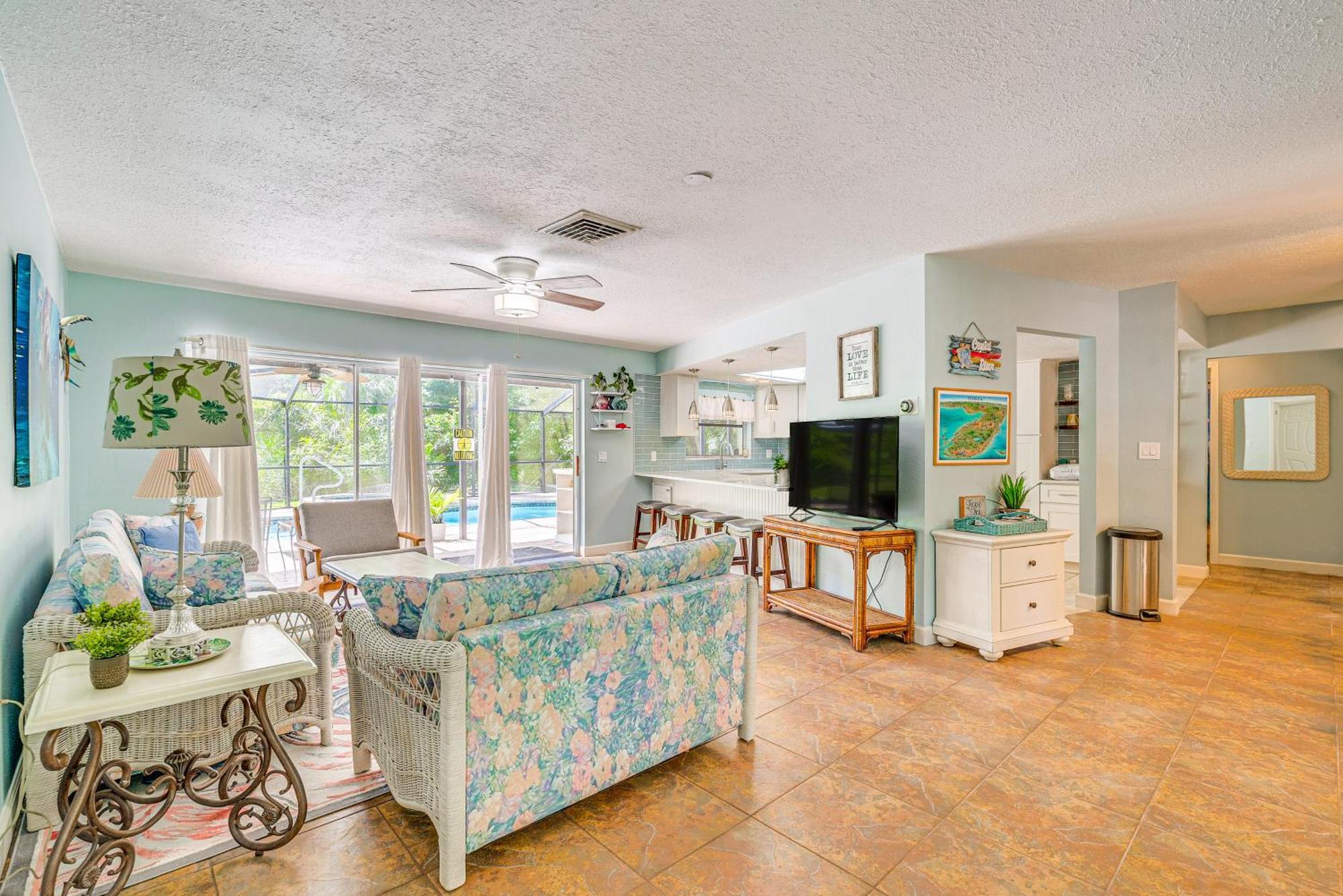 Lovely With Lanai And Pool! Crystal River