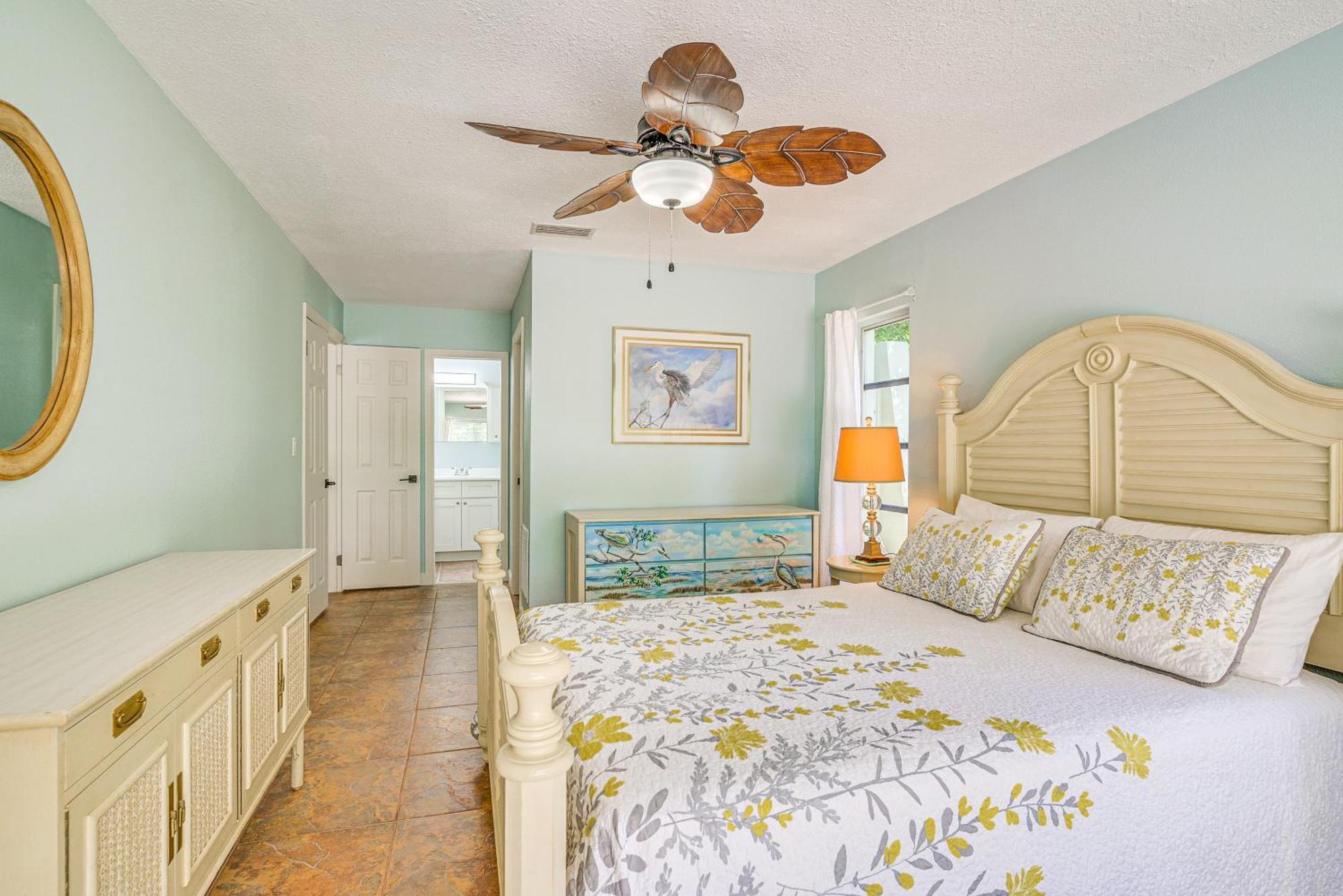 Lovely With Lanai And Pool! Crystal River