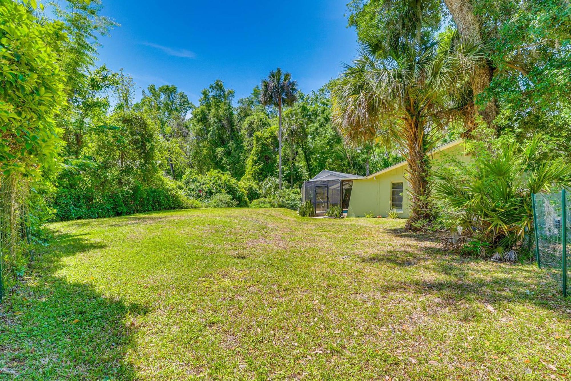 Lovely With Lanai And Pool! Crystal River