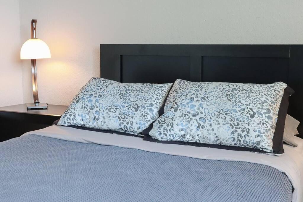 Komffy With Queen Bed W/ Ocean View At Tides * Hollywood