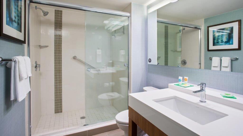 Hyatt Place Hotel 3*