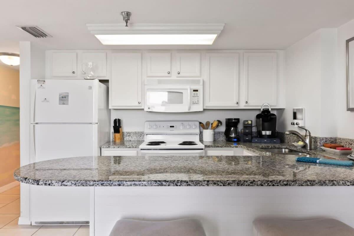 Coastal Chic At Sunglow By Brightwild Apartment