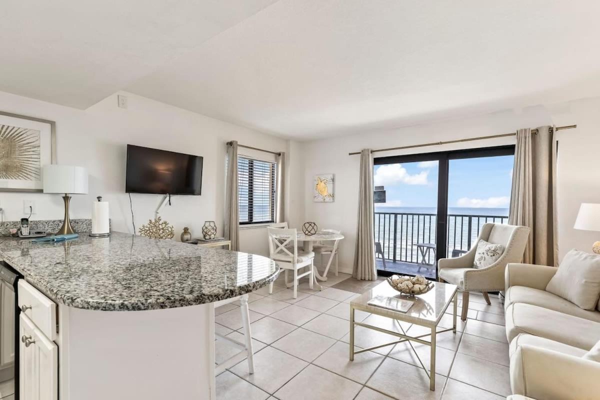 Coastal Chic At Sunglow By Brightwild
