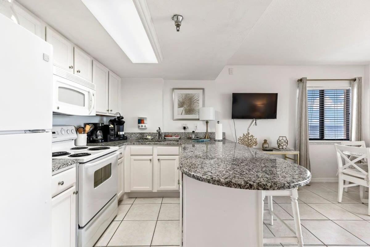 Coastal Chic At Sunglow By Brightwild Apartment *