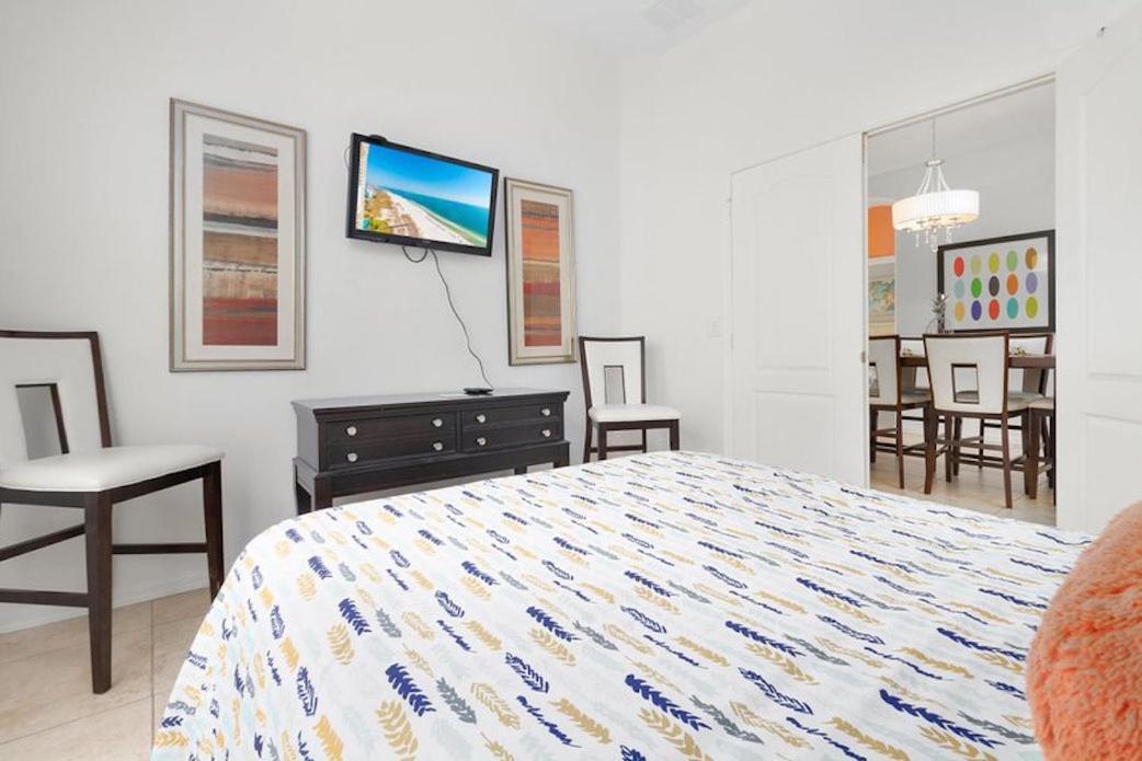 633 Fabulous 6 Bed With Due South Facing Private Pool Themed Kids * Davenport