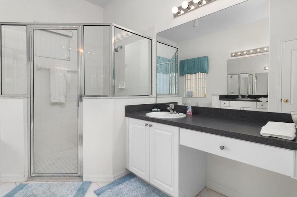 633 Fabulous 6 Bed With Due South Facing Private Pool Themed Kids Villa Davenport