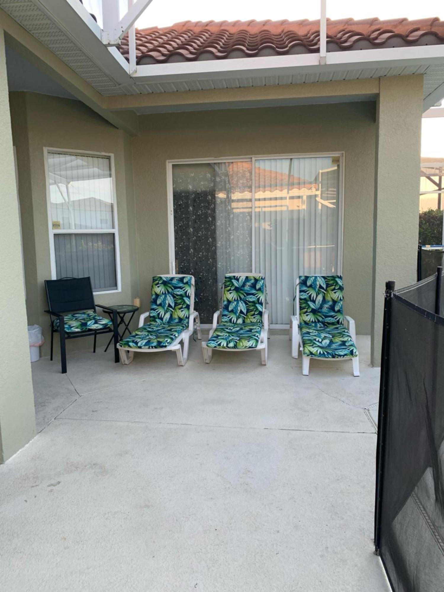 633 Fabulous 6 Bed With Due South Facing Private Pool Themed Kids Villa Davenport