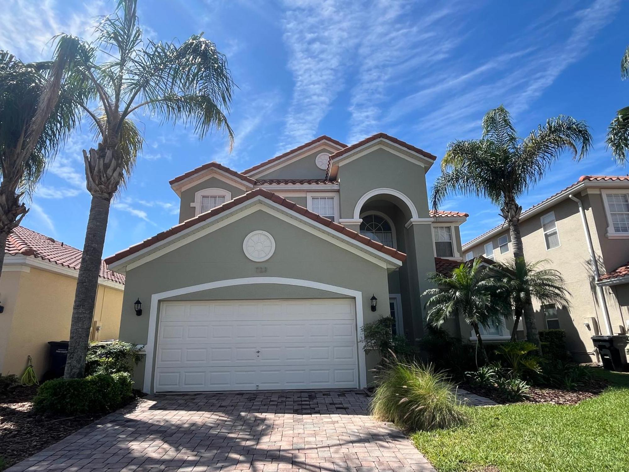 633 Fabulous 6 Bed With Due South Facing Private Pool Themed Kids Davenport