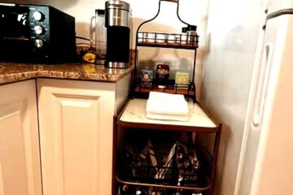 A Cozy Close To Beach And Downtown * Bonita Springs