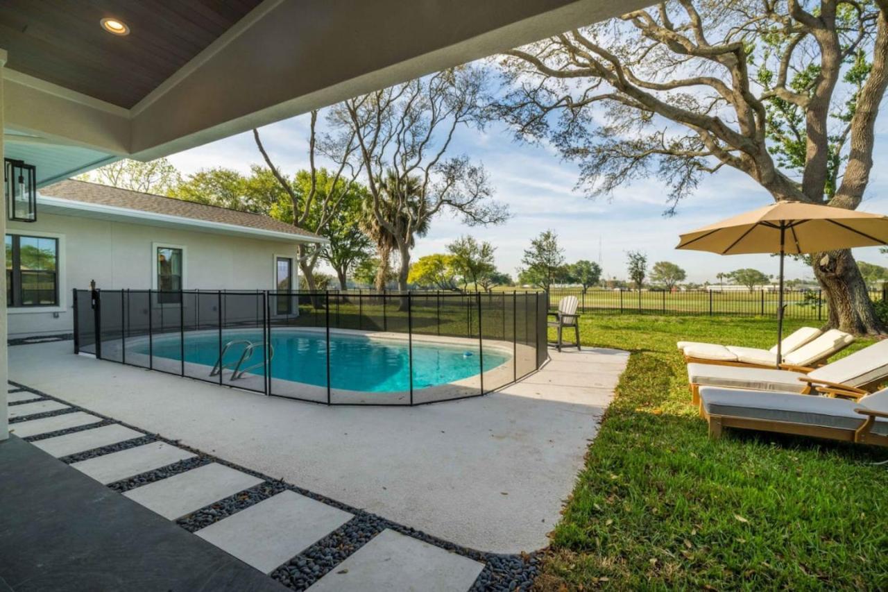 Taj Duval, Sleeps 14, Pool, Lux