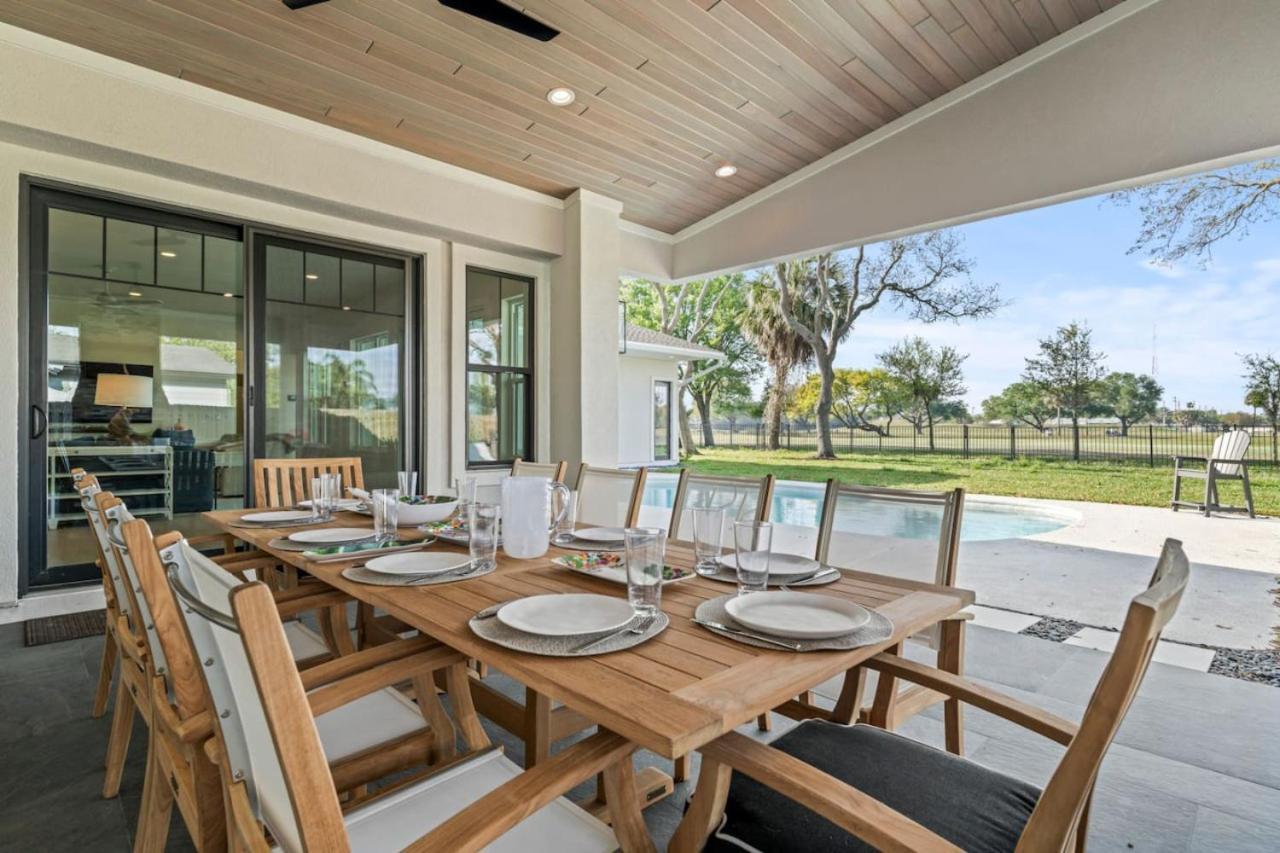 Holiday home Taj Duval, Sleeps 14, Pool, Lux Jacksonville Beach
