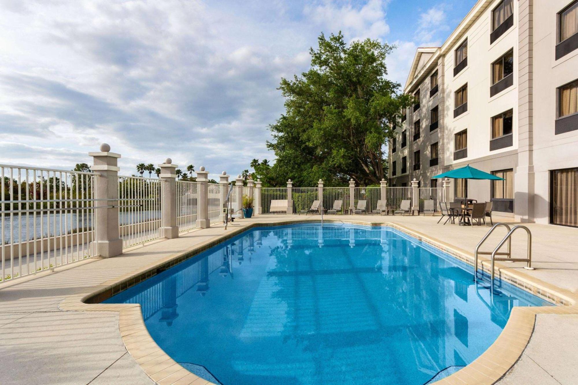 Hotel La Quinta By Wyndham Naples North Bonita Springs