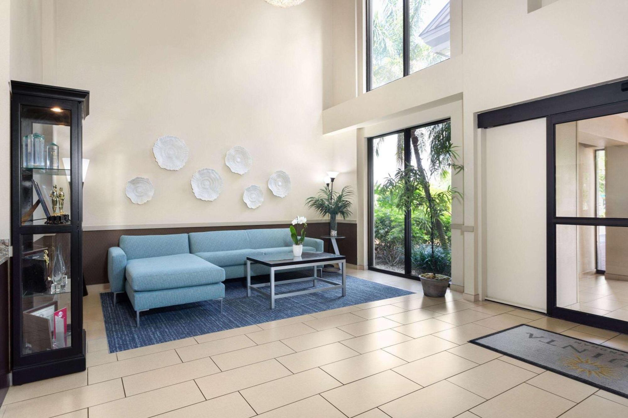 Hotel La Quinta By Wyndham Naples North Bonita Springs