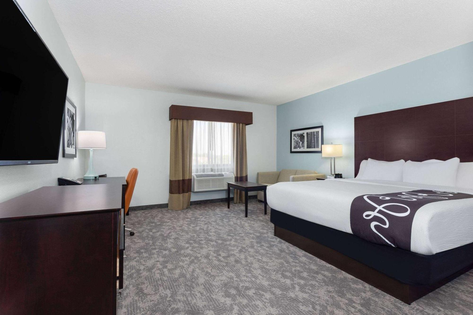 La Quinta By Wyndham Naples North Hotel 3*