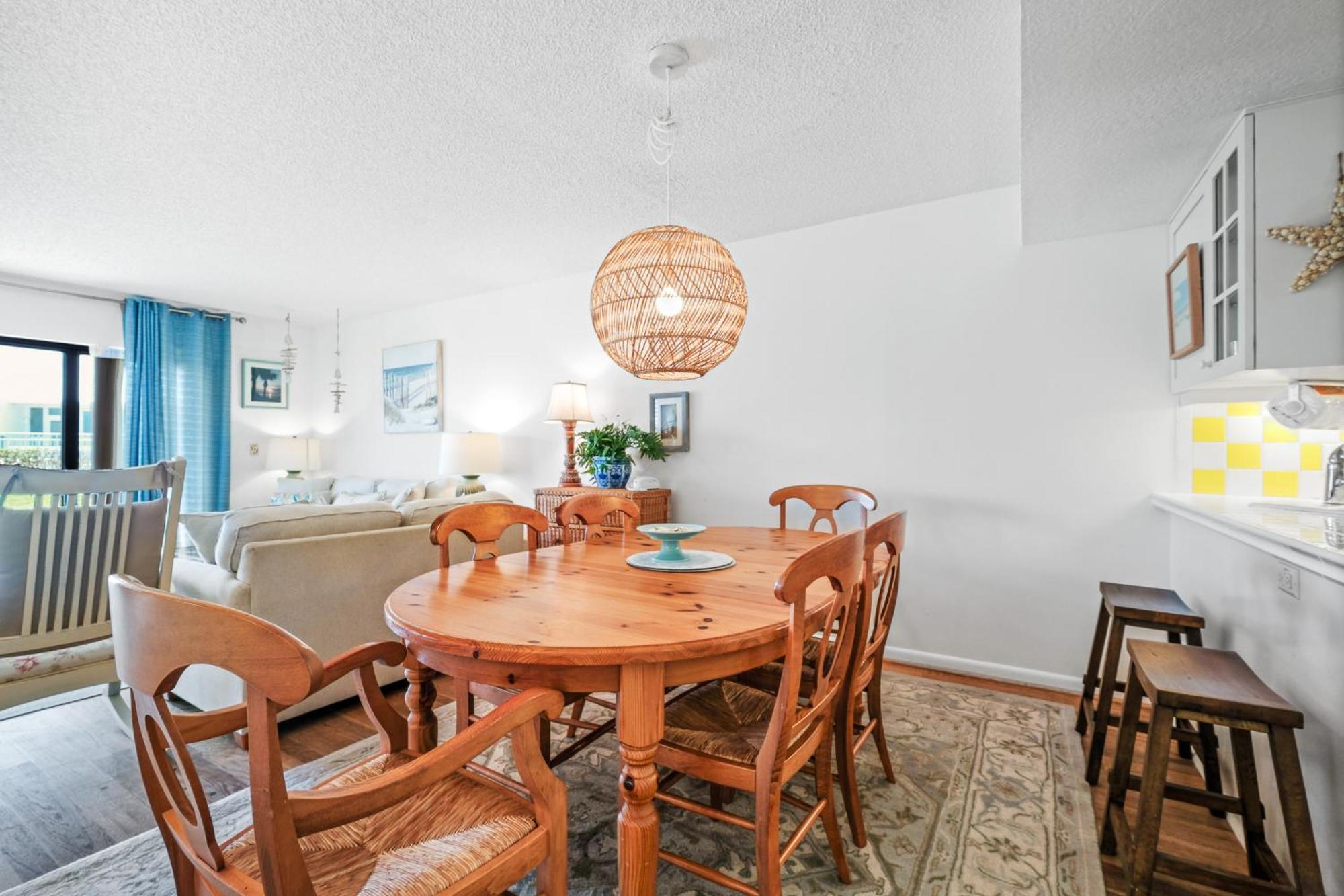 Holiday home Ground Floor Beachfront With Steps To The And Pool & Access New Smyrna Beach