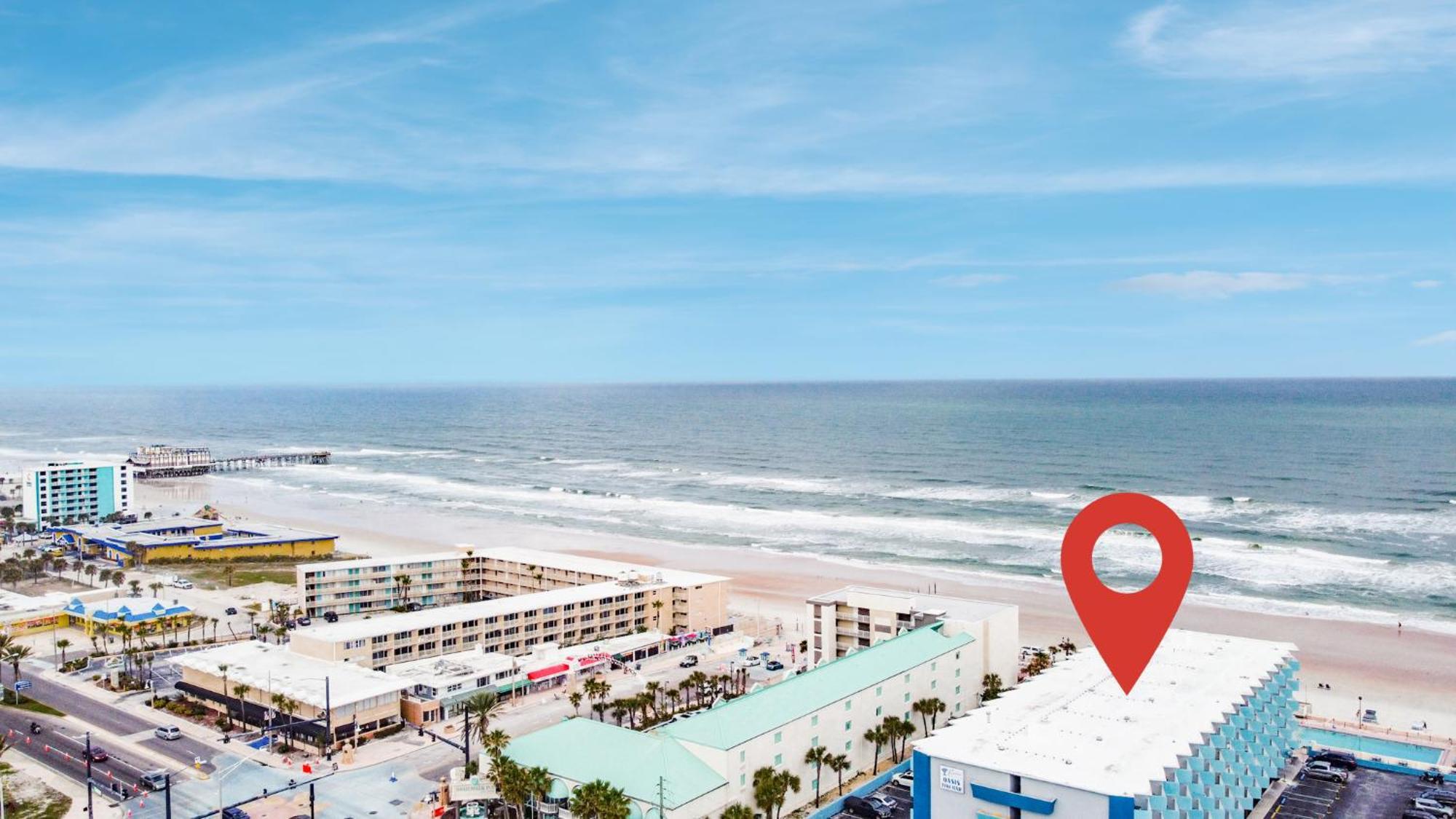 Open For 2025 Bikeweek - Luxury Beachfront - Private Balcony With Ocean View - Heated Pool - Hot Tub - Tiki Bar - Sauna Aparthotel Daytona Beach
