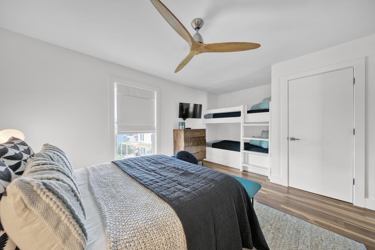 Gulf Views! Only 30 Seconds To The Modern Amenities Meets Vintage Charm *