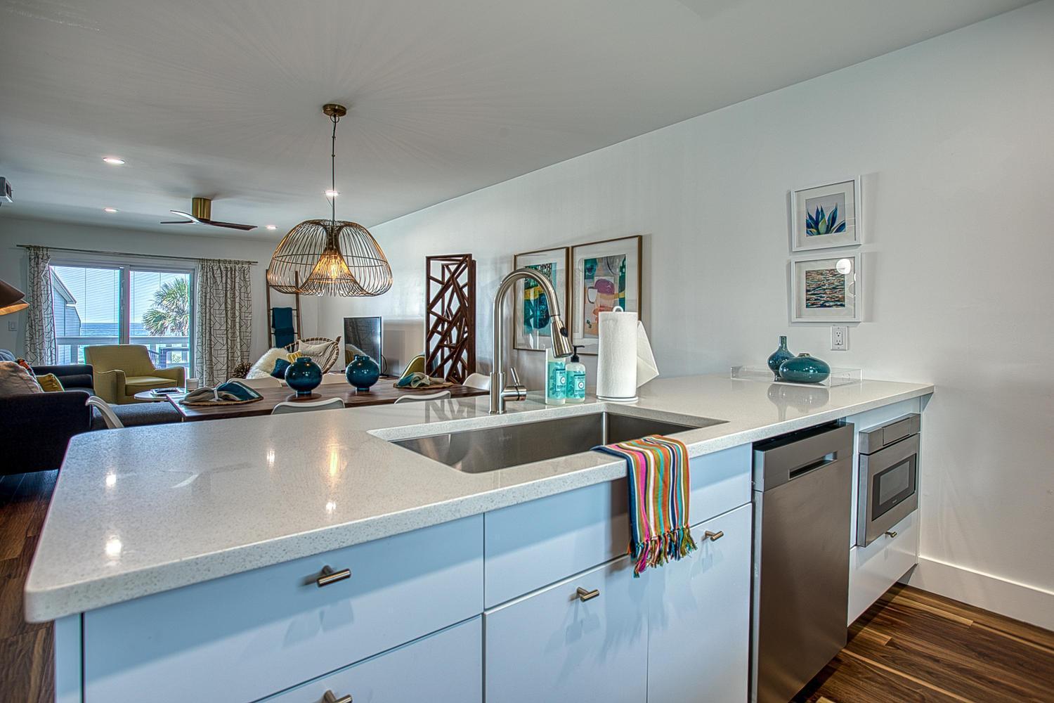 Gulf Views! Only 30 Seconds To The Modern Amenities Meets Vintage Charm Inlet Beach