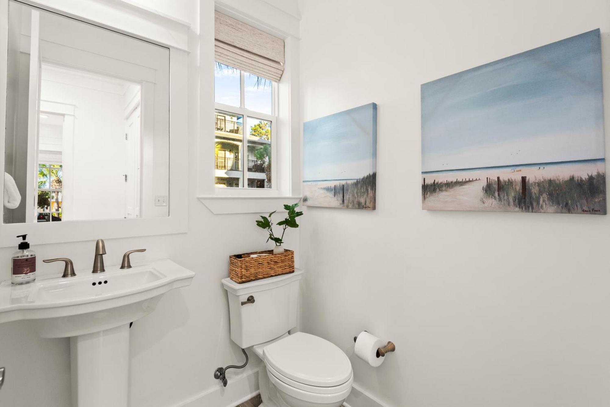 Katmanblu - Over 45 Five Star Reviews! Custom-built! Easy & Pool Access! Holiday home Rosemary Beach