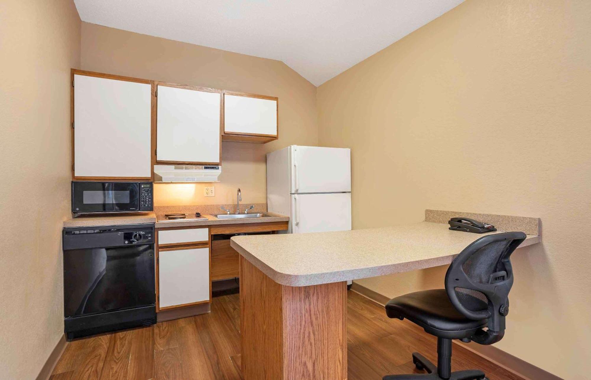 Extended America Select - Salisbury Rd Southpoint Hotel 2*