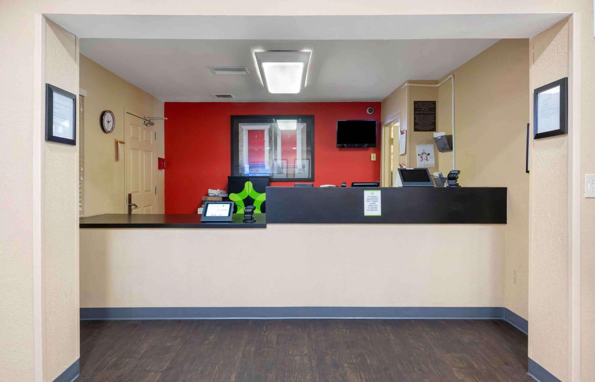 Extended America Select - Salisbury Rd Southpoint Hotel 2*