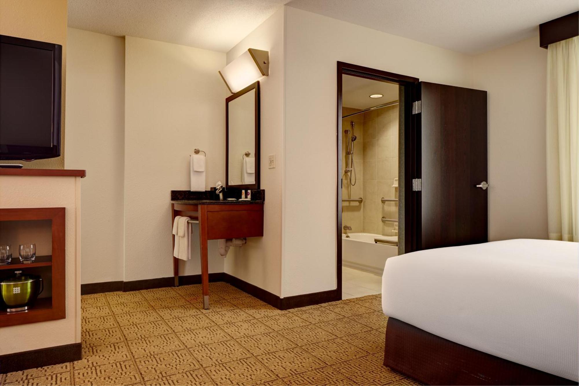 Hyatt Place Coconut Point 3* Estero