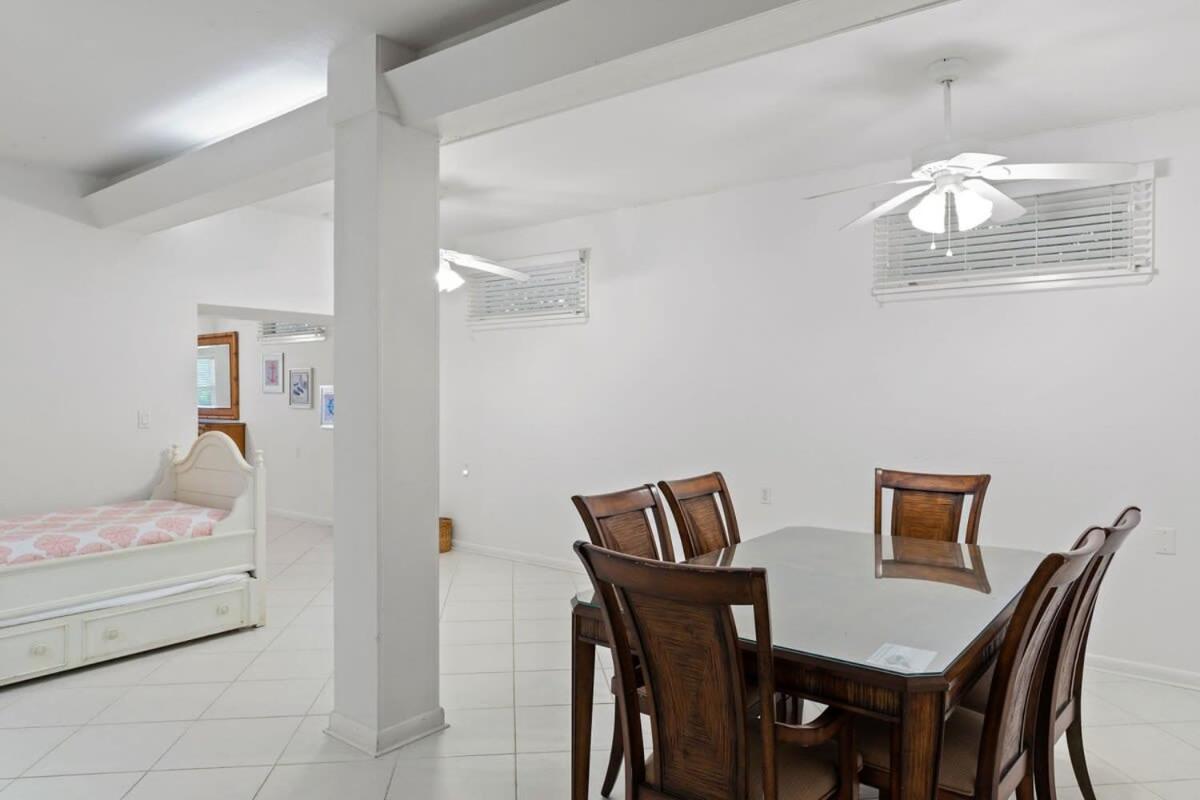 Holiday home A Saba Wind North- Oceanfront Estate With Pool On *