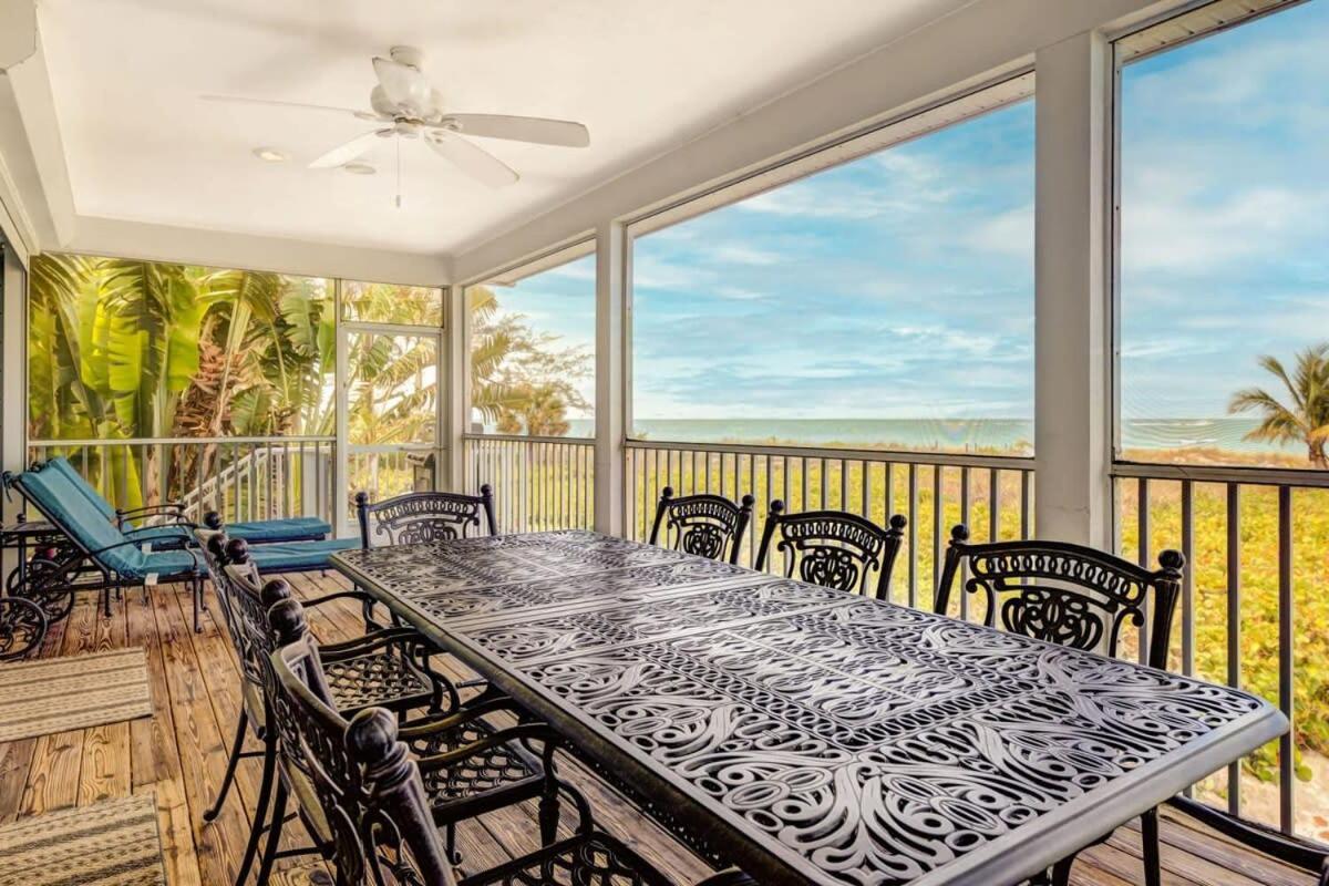 A Saba Wind North- Oceanfront Estate With Pool On Captiva Island
