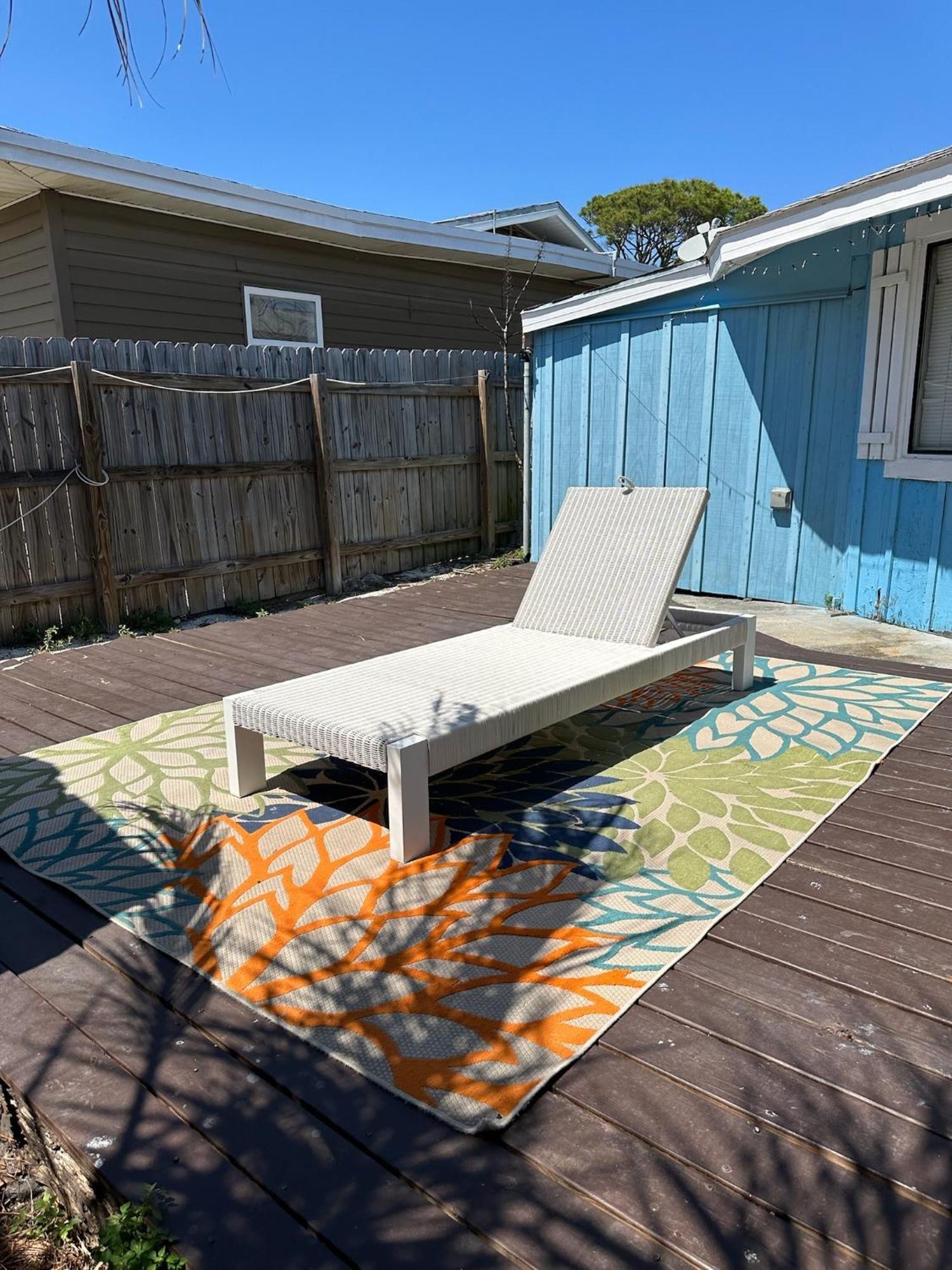 Peaceful Lydia Hide-o-way - Unwind Near Beach, Breakfast, & Go-karts! Holiday home