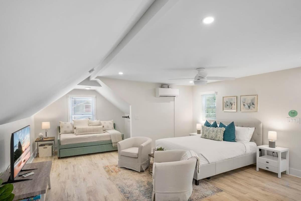 The Lincolnville Loft Sunny Patio With Bbq Apartment