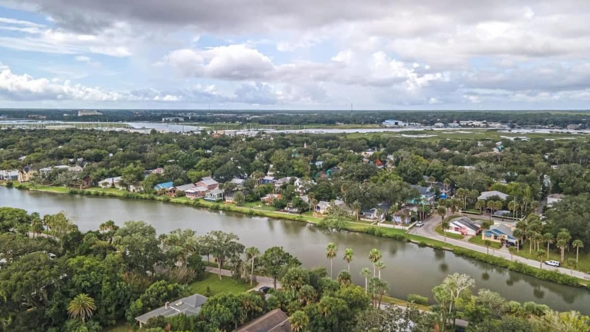 Holiday home Garden Views In Lincolnville Walk Dt Dogs Ok St. Augustine