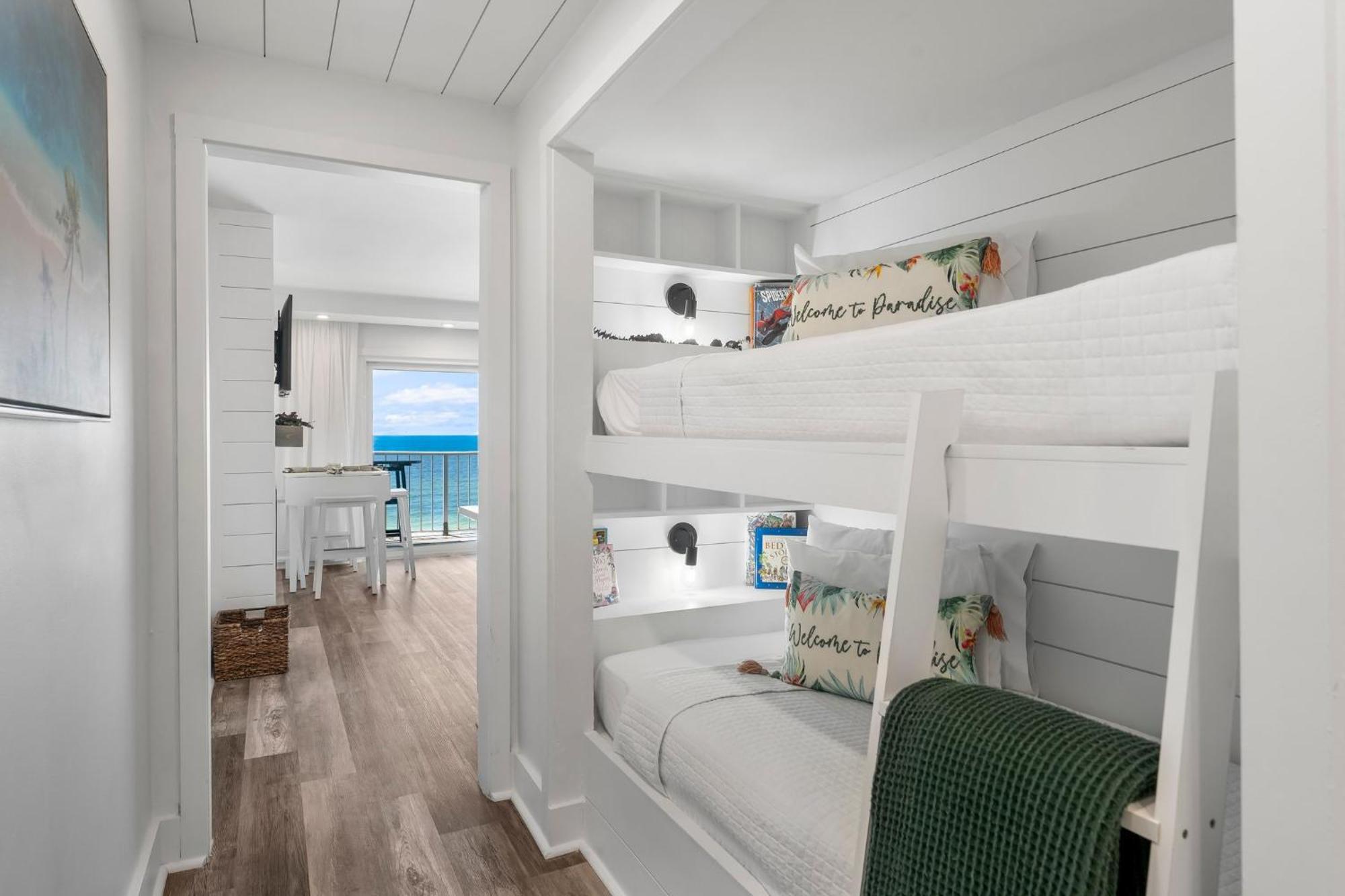 The Summit 808: Luxury Beachfront With Incredible Views Holiday home
