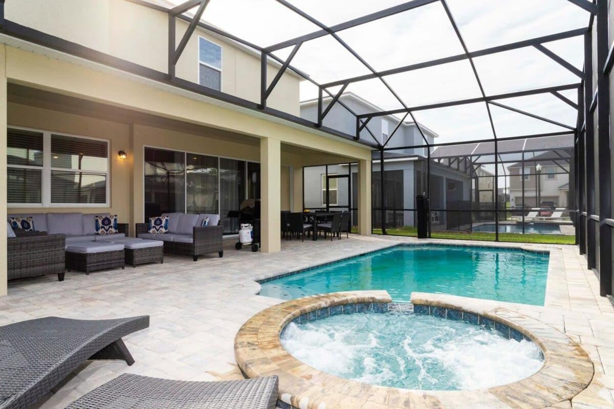 Awesome 9br Near Pool Free Bbq Holiday home Kissimmee