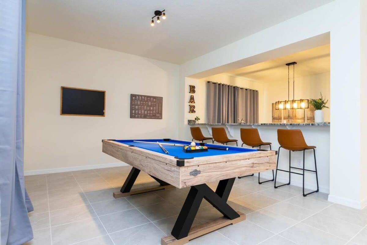 Awesome 9br Near Pool Free Bbq *