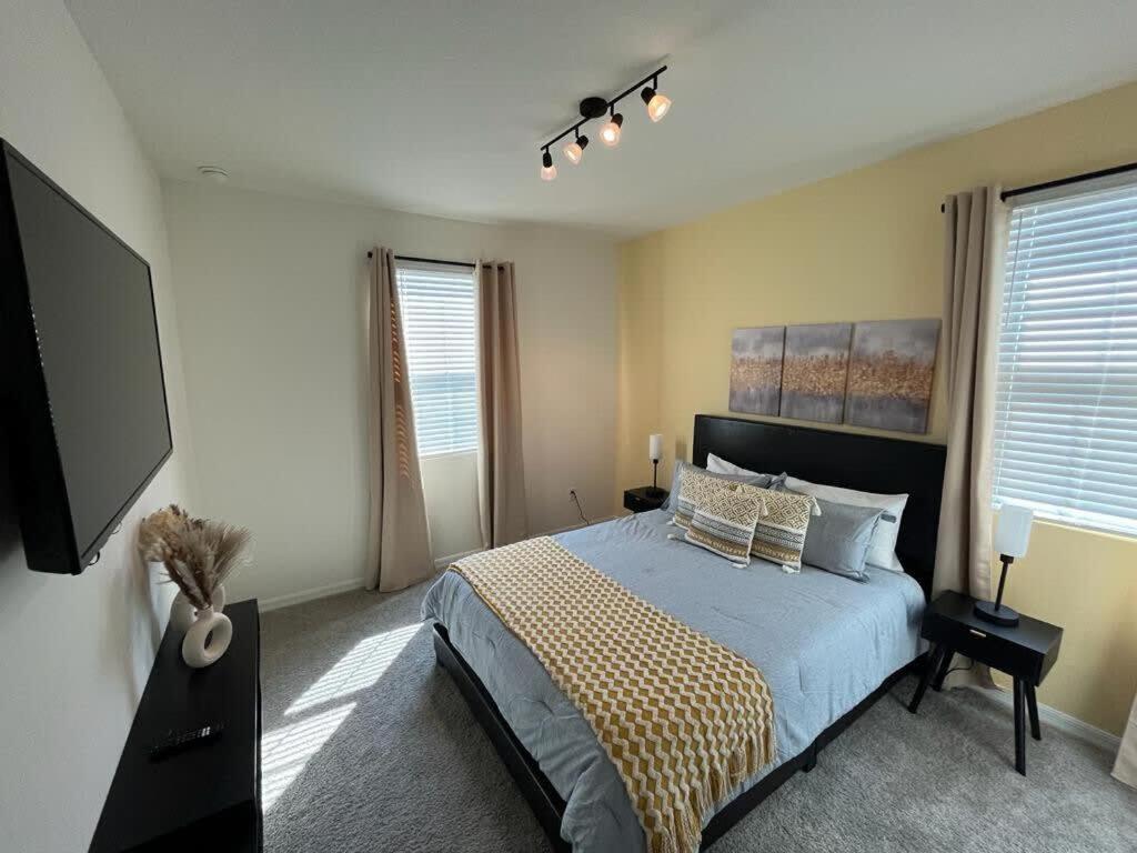 Holiday home Awesome 9br Near Pool Free Bbq *