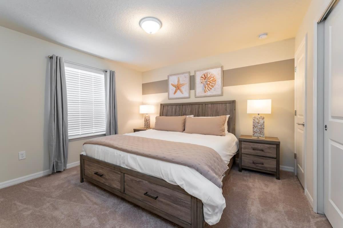 Holiday home Wonderful New 8br W Pool Arcades Movie Theater