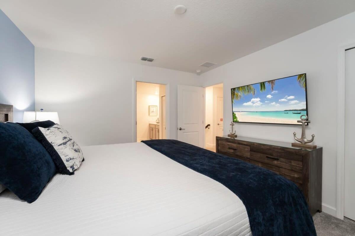 Villa Great 8 Bedroom W Games Theater Pool By
