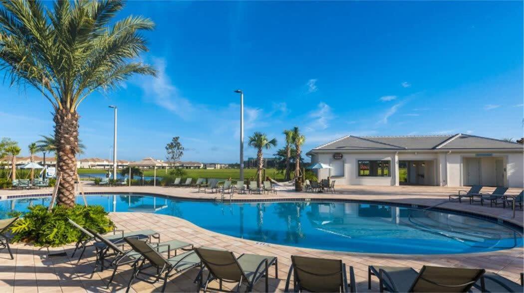 Amazing 8br W Theme Rms Game Theater Holiday home Kissimmee