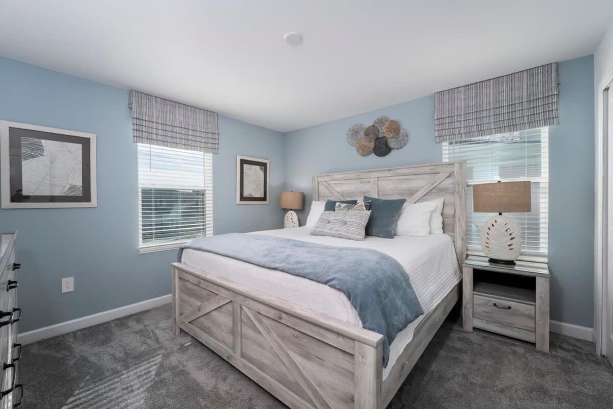 Great 8 Bedroom W Games Theater Pool By Villa Kissimmee
