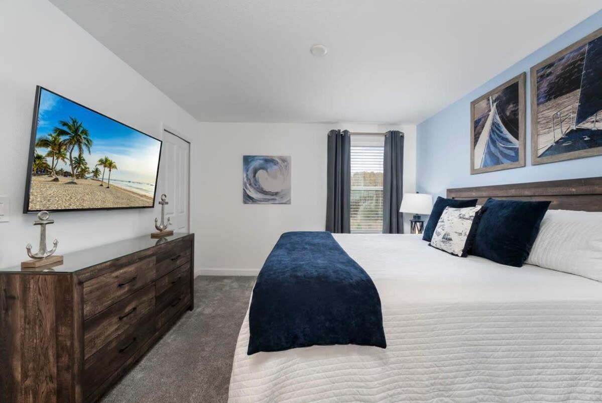Great 8 Bedroom W Games Theater Pool By