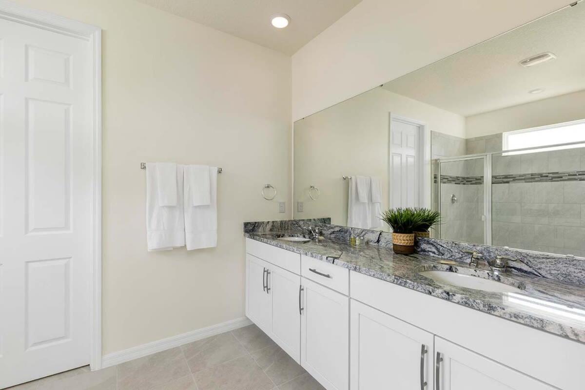 Spacious 9 Bedroom By W Pool Games Free Grill * Kissimmee