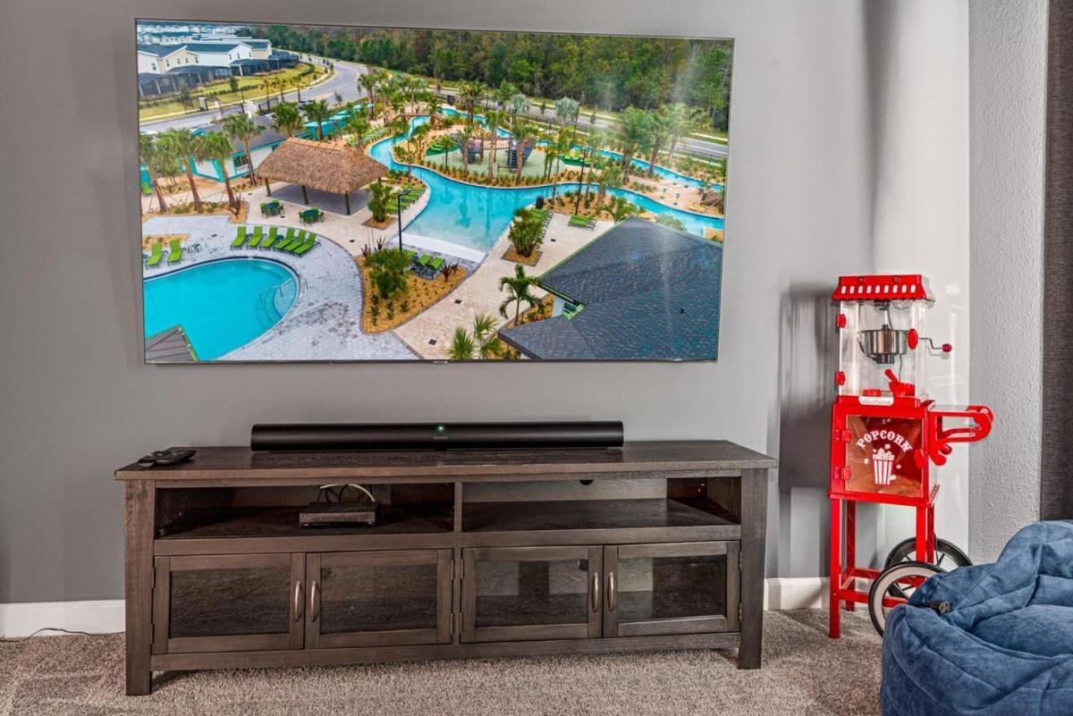 Great 8 Bedroom W Games Theater Pool By Kissimmee