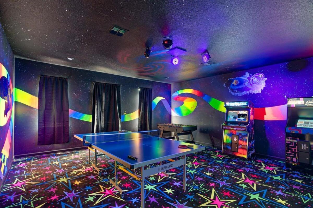 Great 8 Bedroom W Games Theater Pool By Villa *