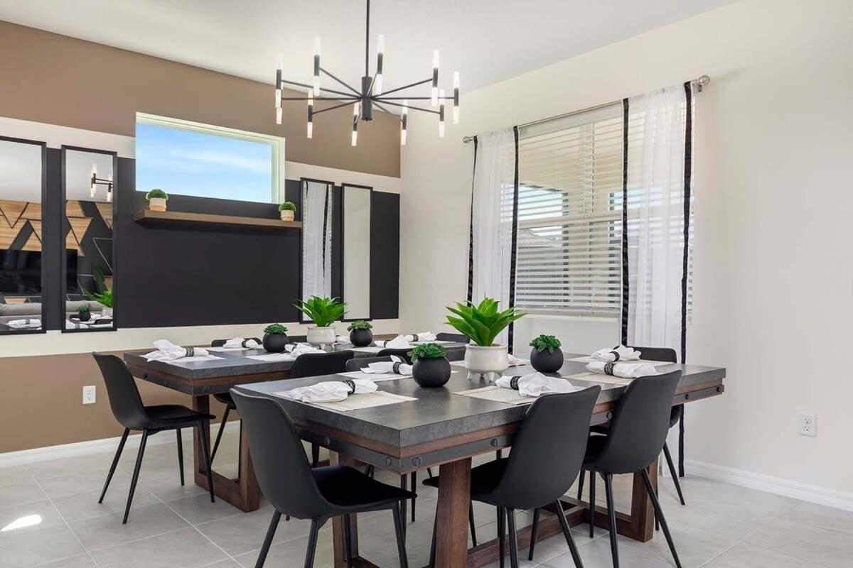 Holiday home Spacious 9 Bedroom By W Pool Games Free Grill Kissimmee