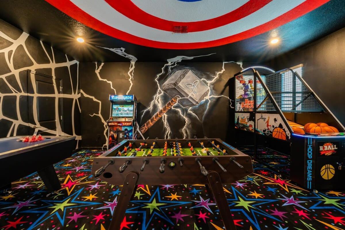 Amazing 8br W Theme Rms Game Theater *