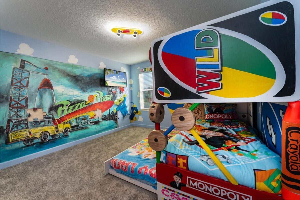 Amazing 8br W Theme Rms Game Theater Kissimmee