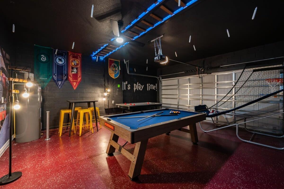 Beautiful New 8br W Theme Pool Game *