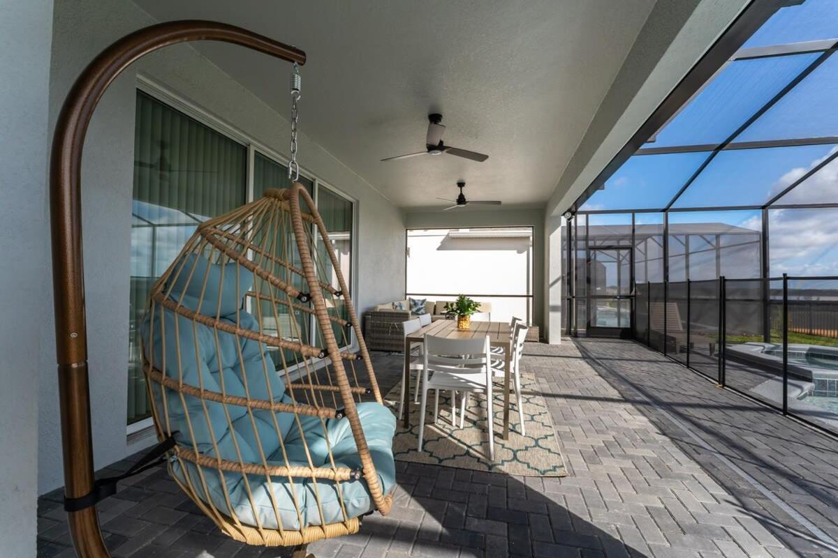 Beautiful New 8br W Theme Pool Game Holiday home *