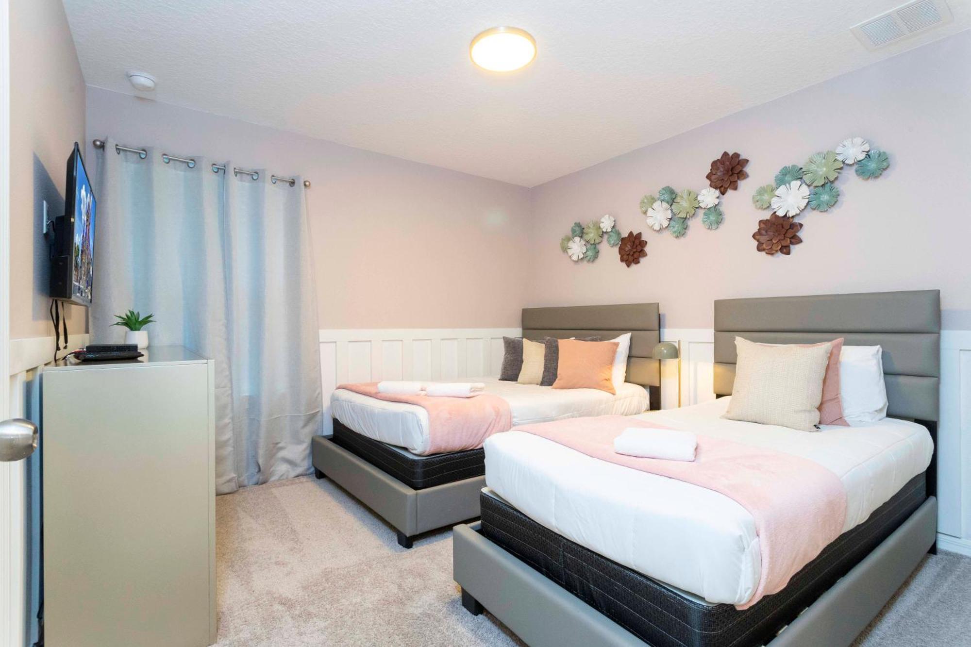 Beautiful 6 Bedrooms At Solara 8909 Resort