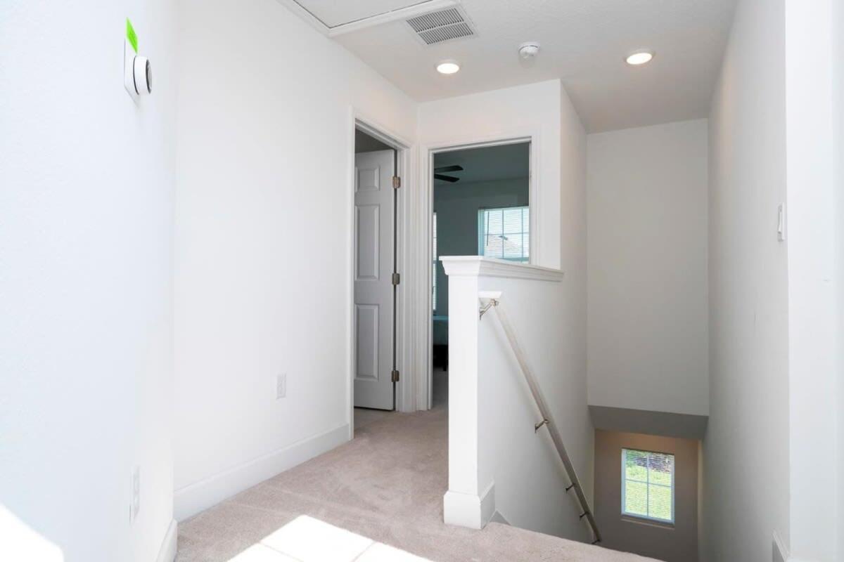 Holiday home Splendid 4 Bedroom W Pool Close To 132 Davenport